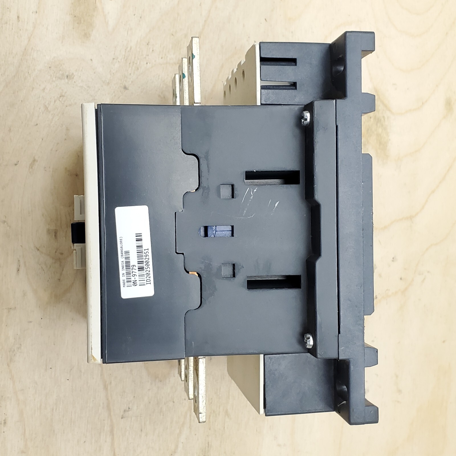 Schneider LC1D115 160 Amp Contactor w/ 24VDC Coil rated 75HP @ 480VAC – NEW
