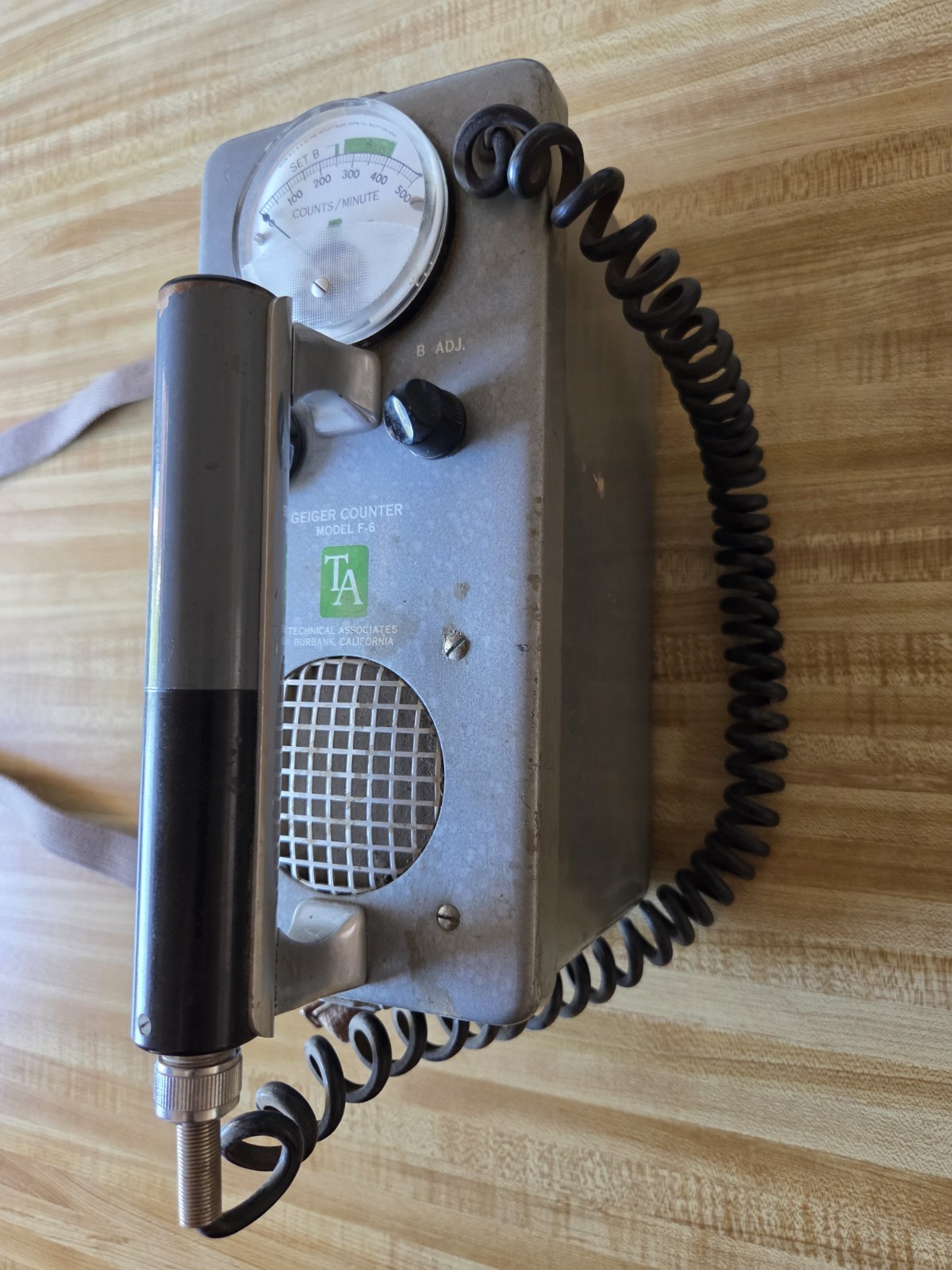 Technical Associates F-6 Geiger Counter Meter Radiation Detection Vtg Untested