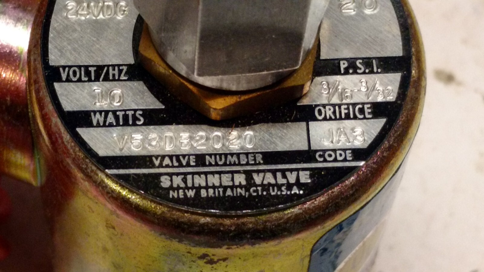 Honeywell Skinner V53DB2020 Solenoid Valve 3-Way NC 24Vdc 20 PSI 1/4″ NPT