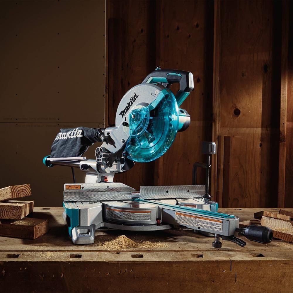 Makita 8-1/2 Inch Slide Compound Miter Saw