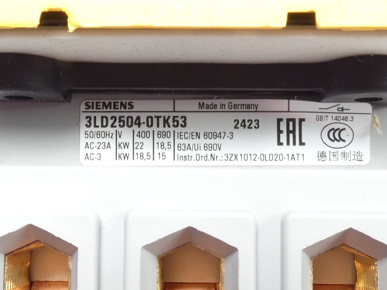 Siemens 3LD2504-0TK53 Switch Disconnector 3P 63A 400V 22kW – NEW Surplus!