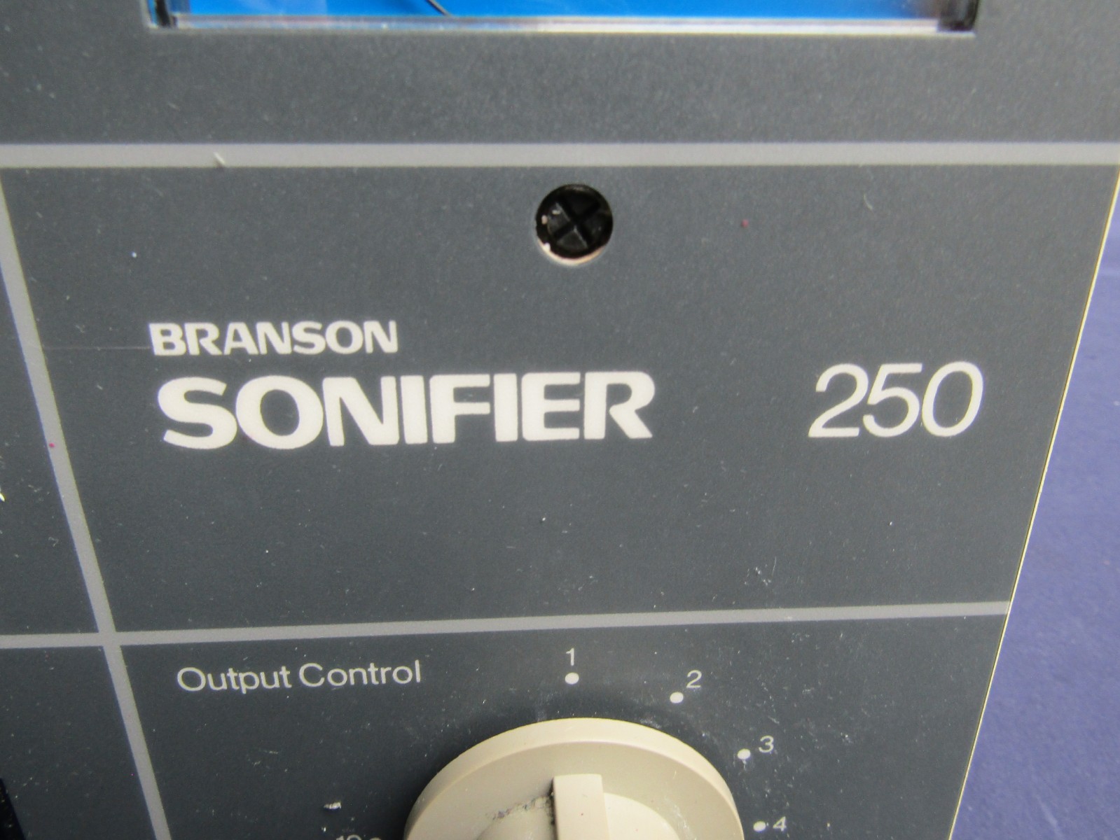 Branson Ultrasonics Sonifier 250 Analog Ultrasonic Cell Disruptor