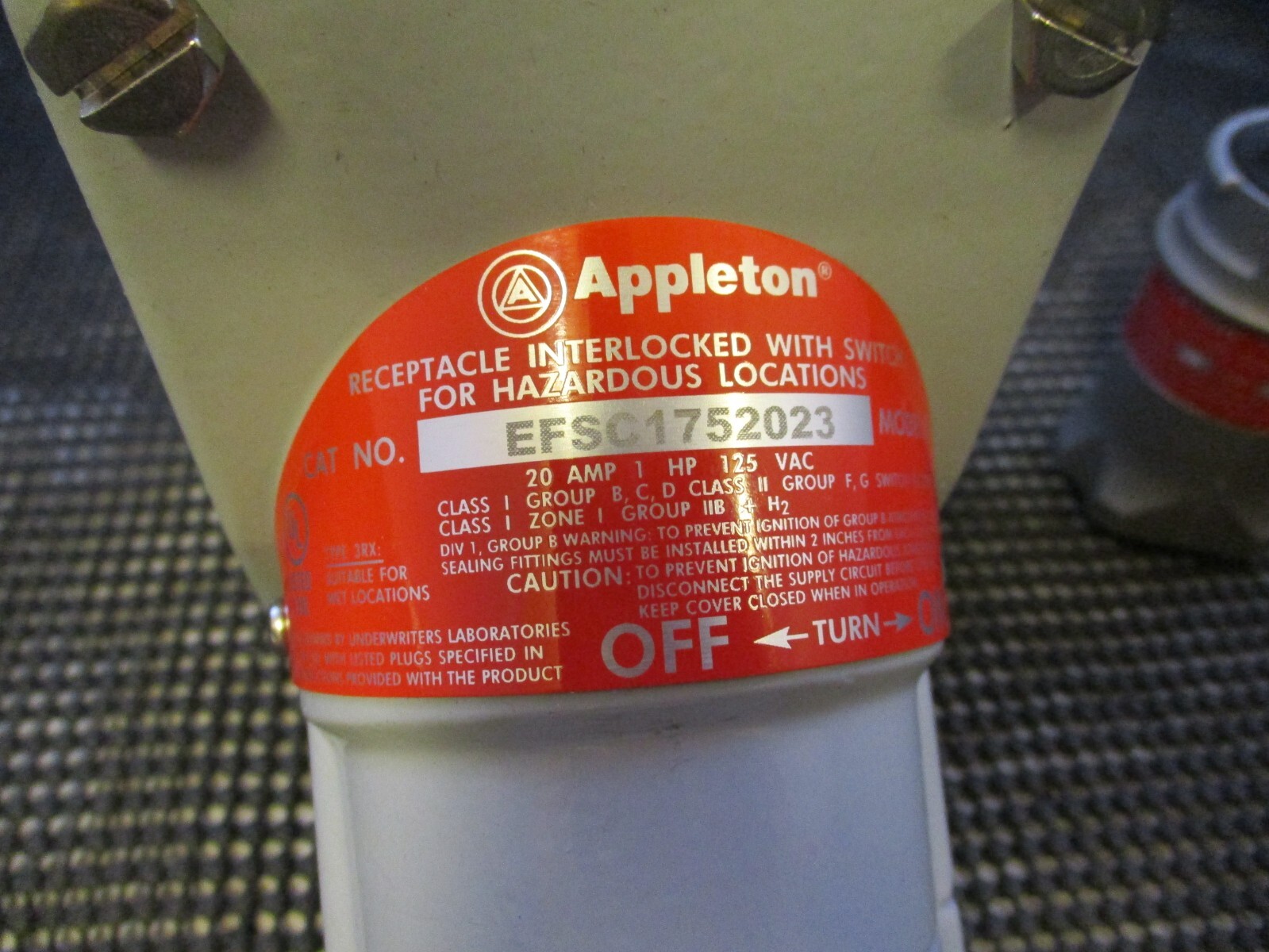APPLETON EFSC175-2023 & ECP2023 20A EXPLOSION PROOF RECEPTACLE + PLUG SET 125V