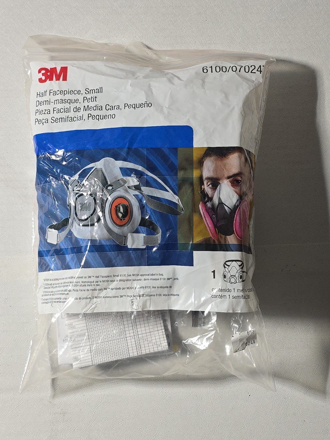 3M 6100 07024 HALF FACE RESPIRATOR MASK SMALL