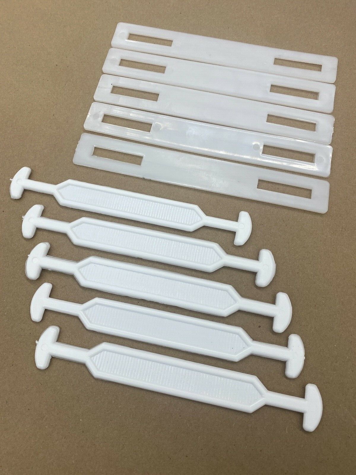 5 Heavy Duty 6.75″ Cardboard Box Handles Plastic Carry Ship 45 lbs White W/Back