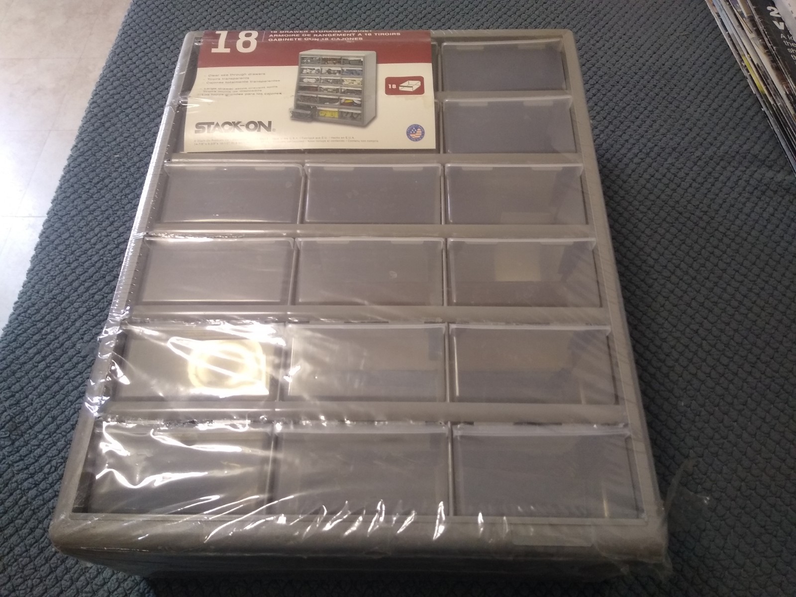 Stack-on 18 drawer plastic cabinet