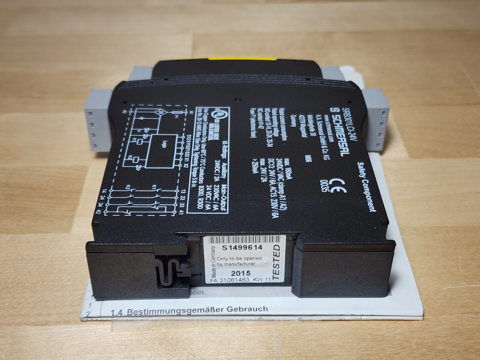 Schmersal 101176968 Safety Relay SRB301LCI 24VAC/DC