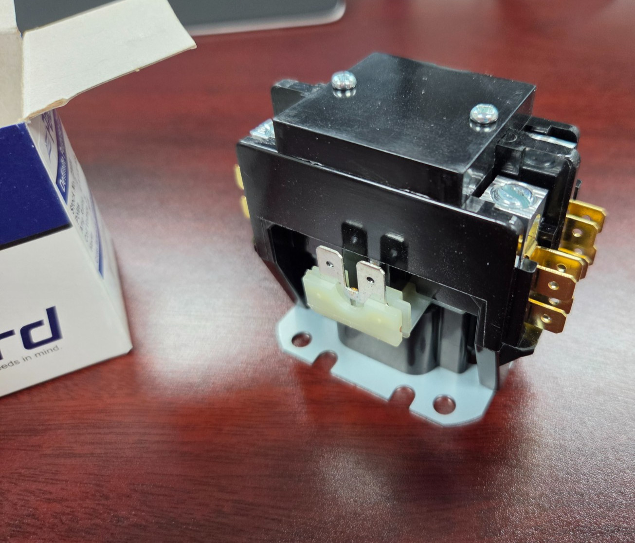 NEW Packard Definite Purpose Contactor C240A 2 Pole 40 Amps 24 V Coil Voltage