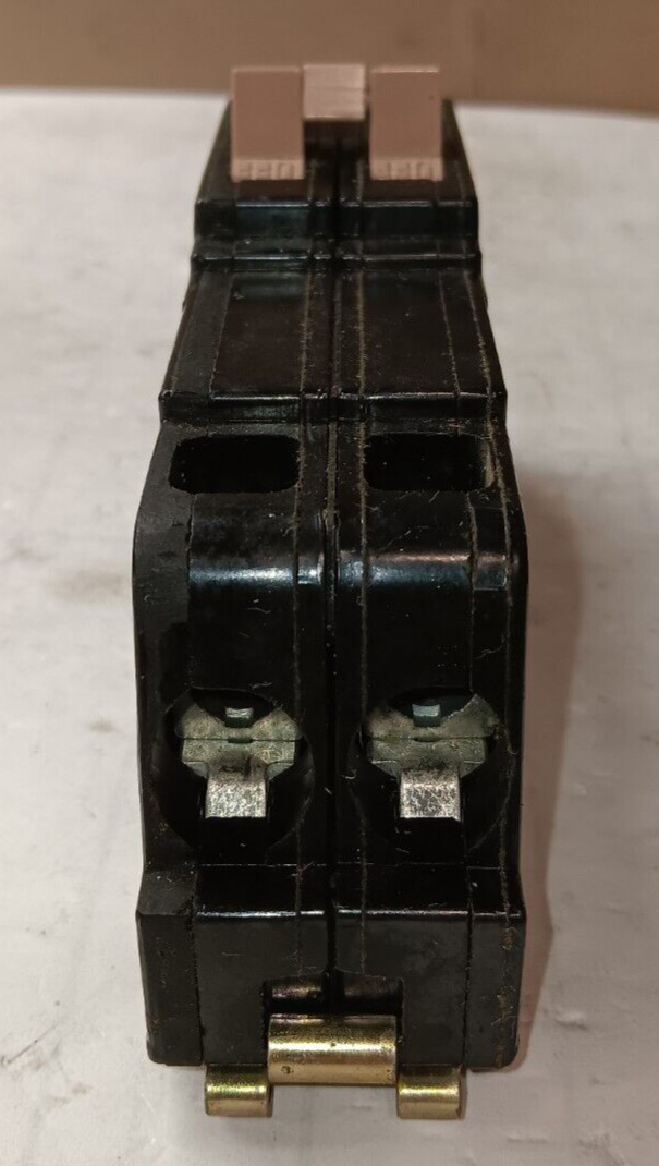 CUTLER HAMMER CH290 CIRCUIT BREAKER 90 AMP 2 POLE 240V