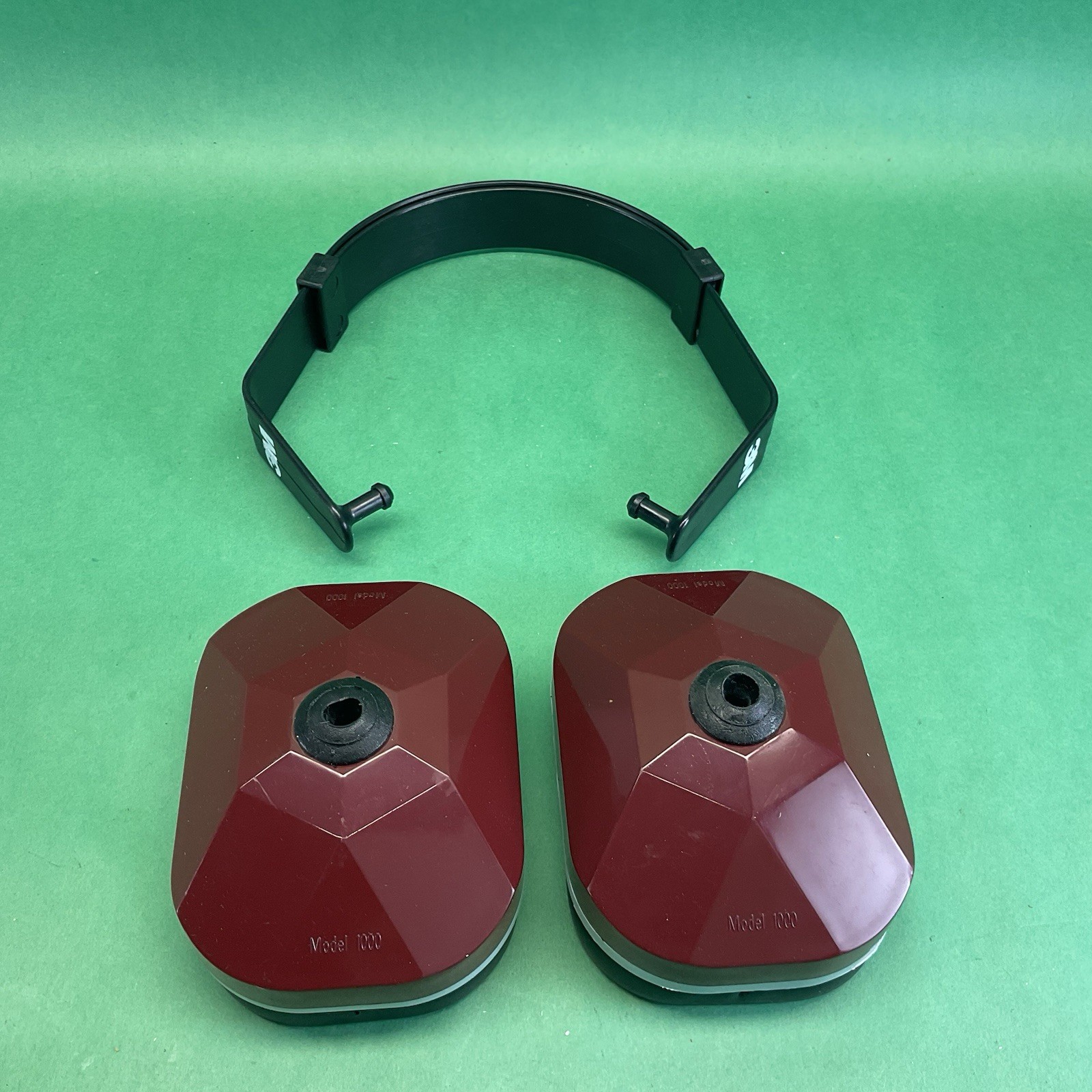 Vintage EAR MUFF Model 1000 Noise Reduction Headphones NEW
