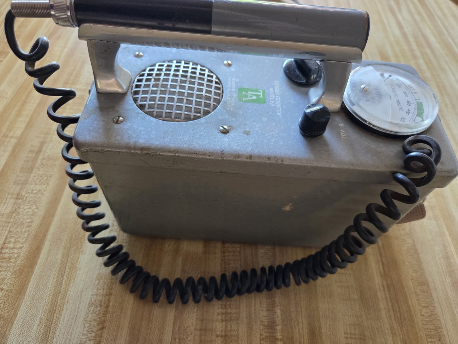 Technical Associates F-6 Geiger Counter Meter Radiation Detection Vtg Untested