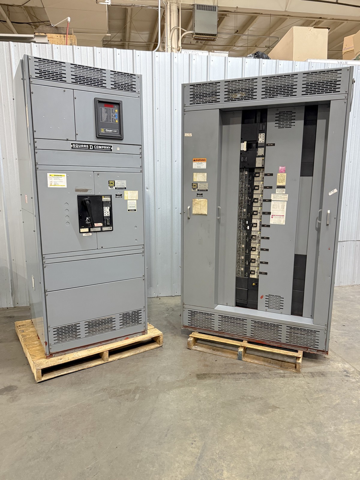 Square D QED 1600 Amp Switchboard 480/277V 4 Wire Distribution Panel & Breakers
