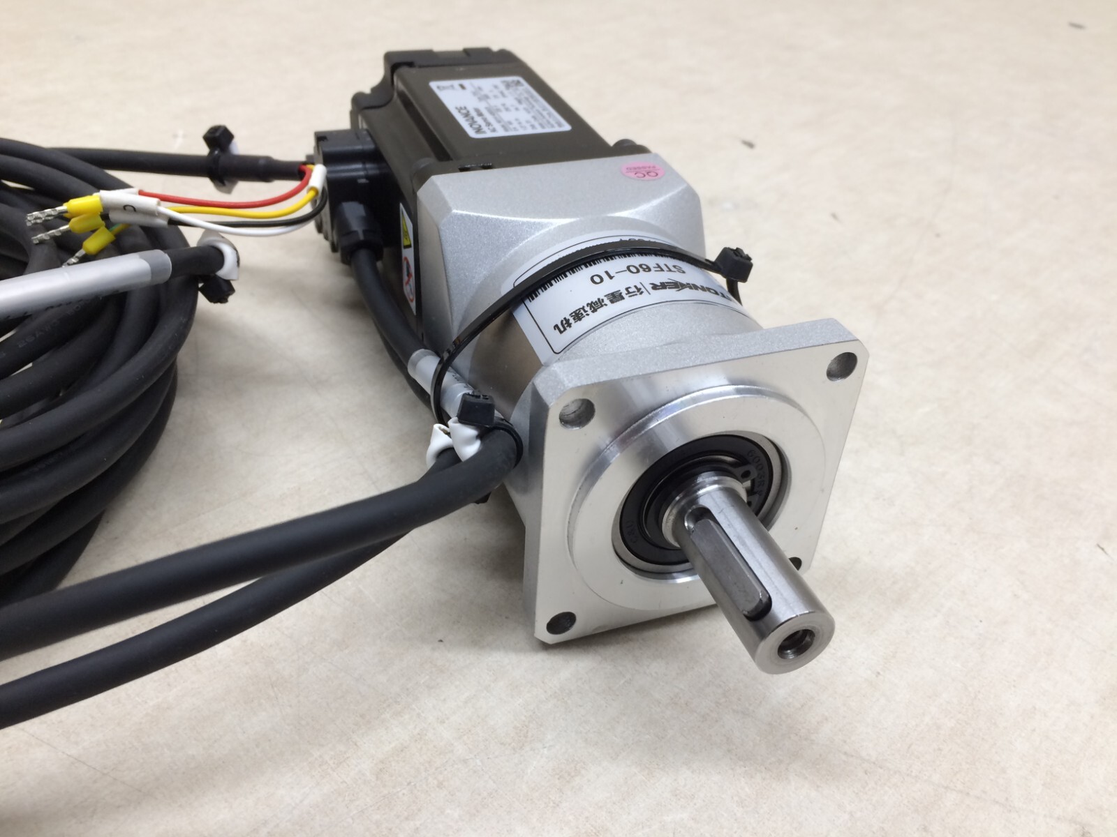 Inovance MS1H1-40B30CB AC Servo Motor w/ Stonker STF60-10 Gear Reducer