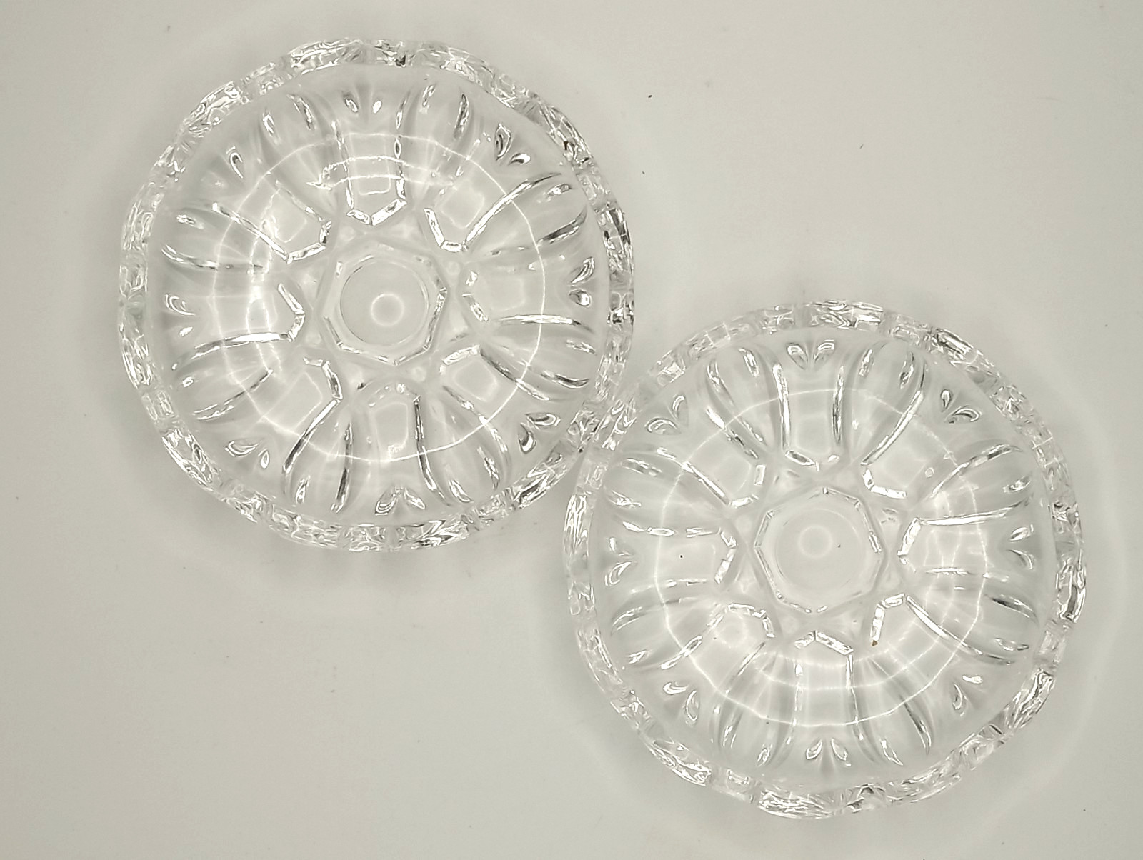 Vintage Clear Crystal Diamond Cut Round Trinket Box Scalloped Edge Jewelry Dish