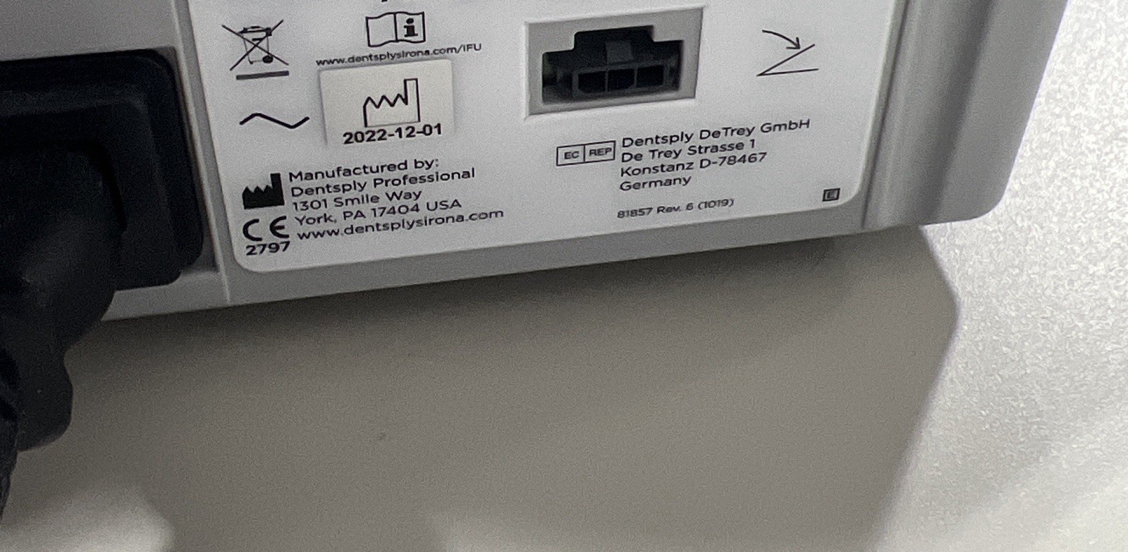 2022 Dentsply Cavitron Plus Gen-136 Ultrasonic Scaler with Tip. Excellent!!!