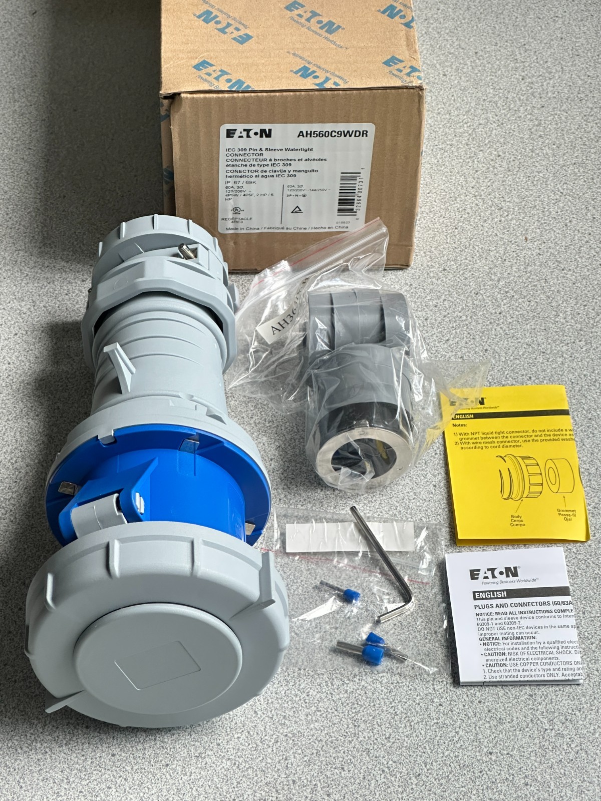 NEW Eaton AH560C9WDR Pin & Sleeve Connector 60/63A 3 PHASE 120/208V 4 Pole 5Wire