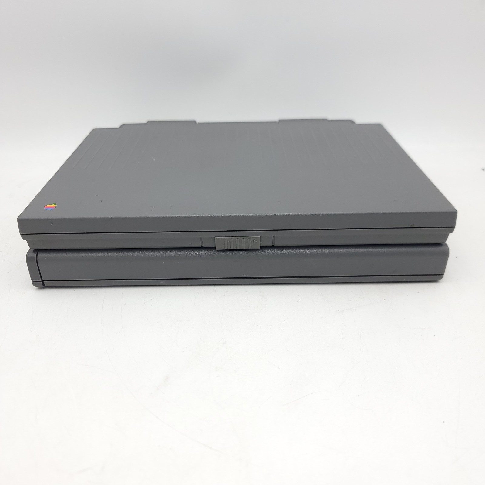 Apple Macintosh PowerBook 160 M4550 Vintage Laptop Powers On For Parts or Repair