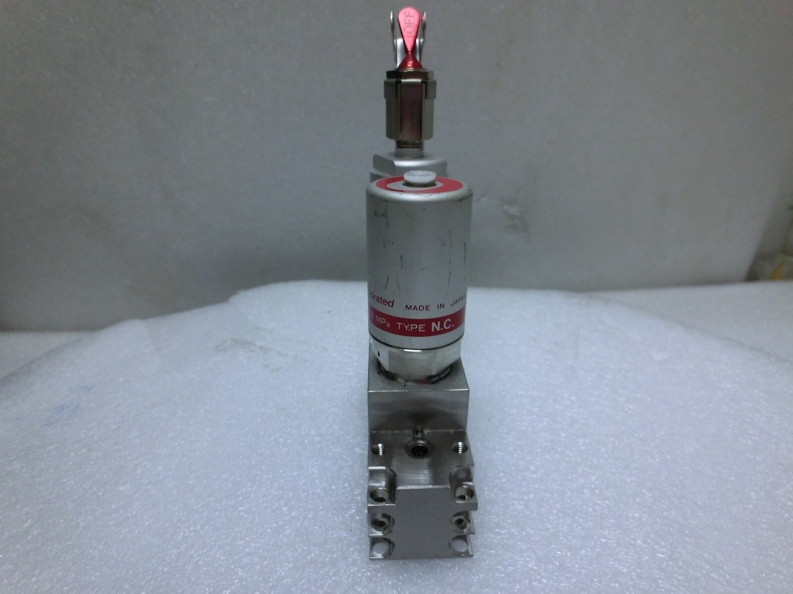 Lam Research 766-077821-501 Rev C Fujikin 567512 Valve Assy,0.5~0.6mPa,N.C_,9249