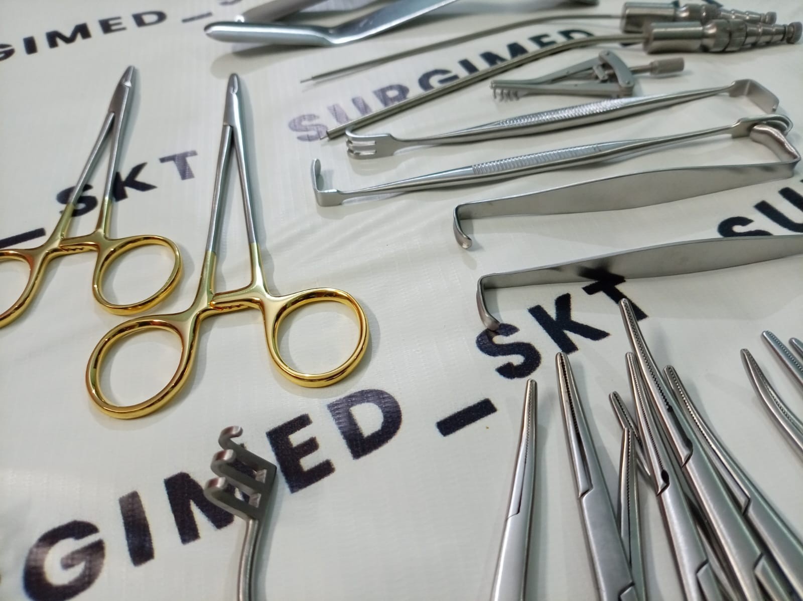 72 pcs plastic surgery set german quality