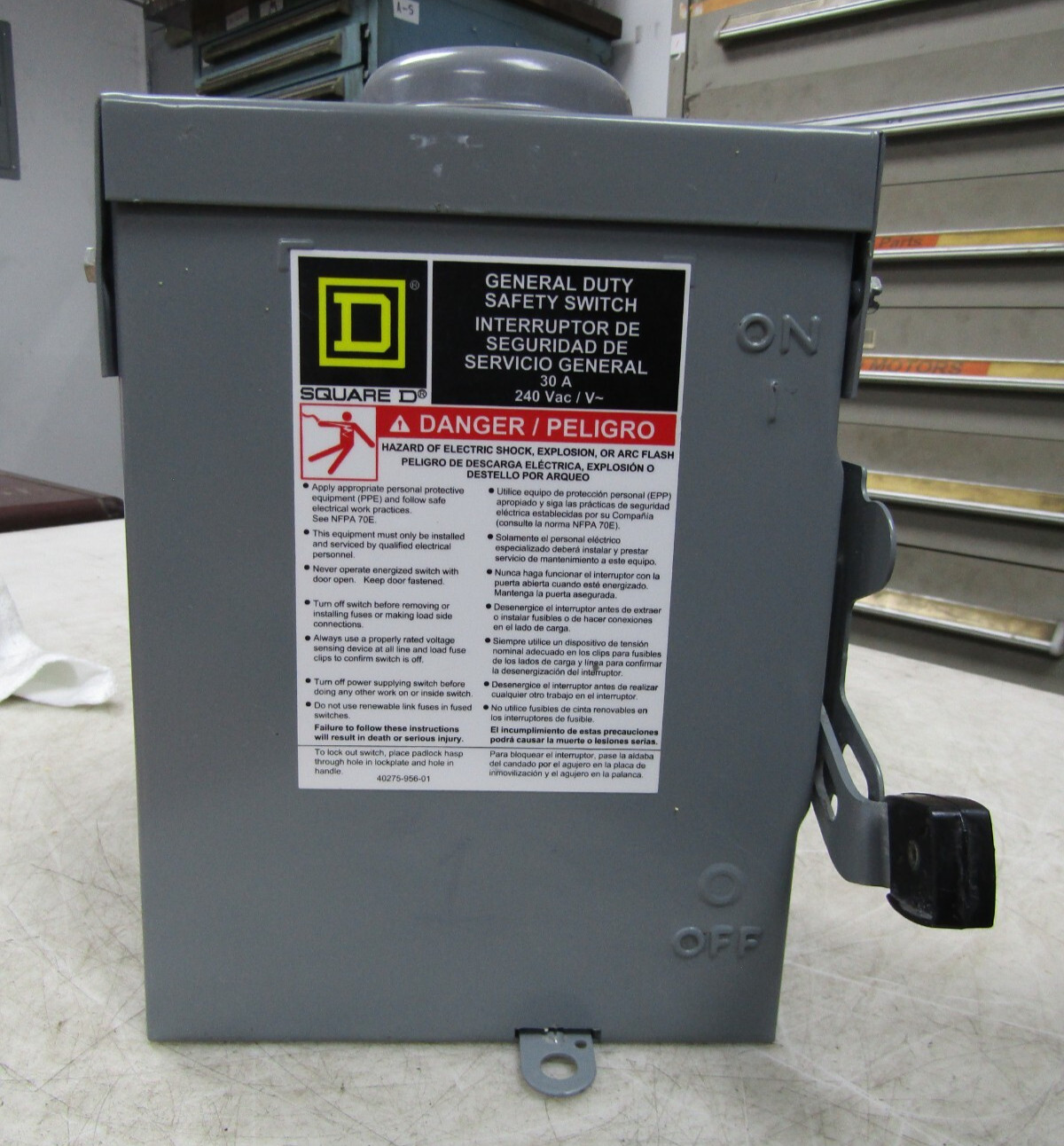 👀SQUARE D 30 AMP NON-FUSED SAFETY SWITCH 3Ø 240 VAC 7.5 HP MAX TYPE 3R DU321RB
