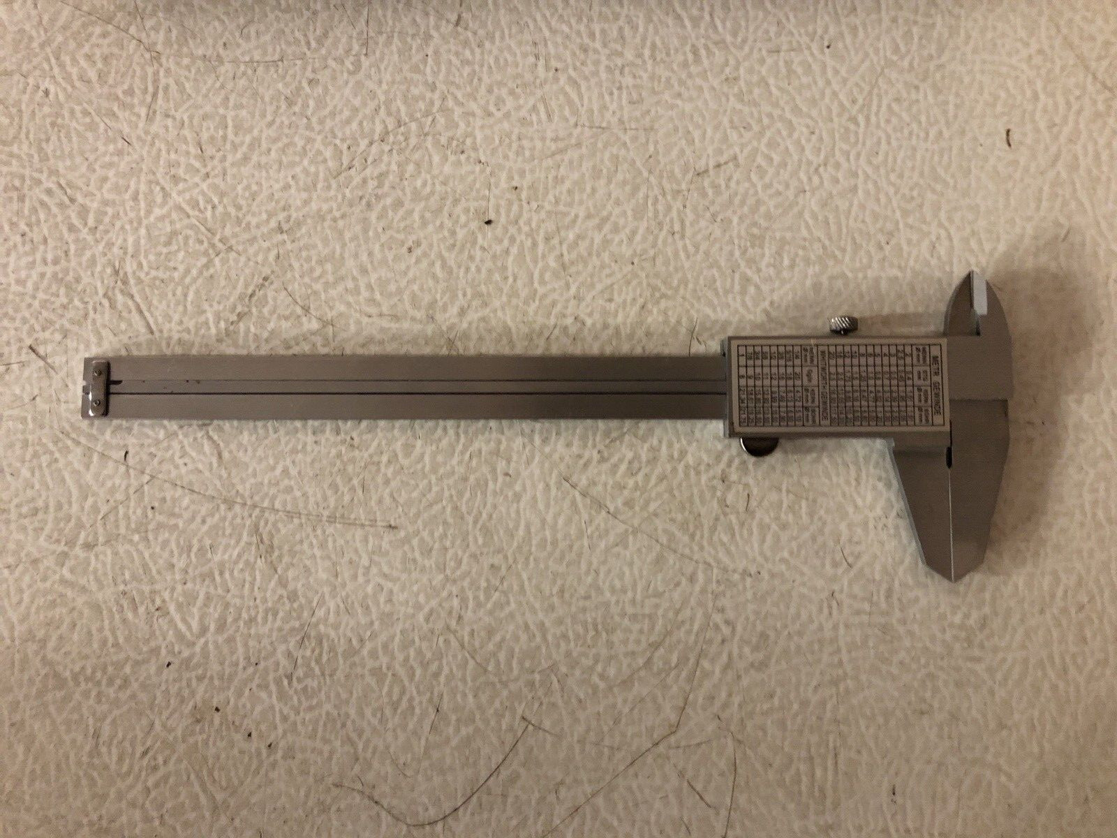 Value Collection 103-1501 6″ Carbon Steel Vernier Caliper-Used-100% to Charity