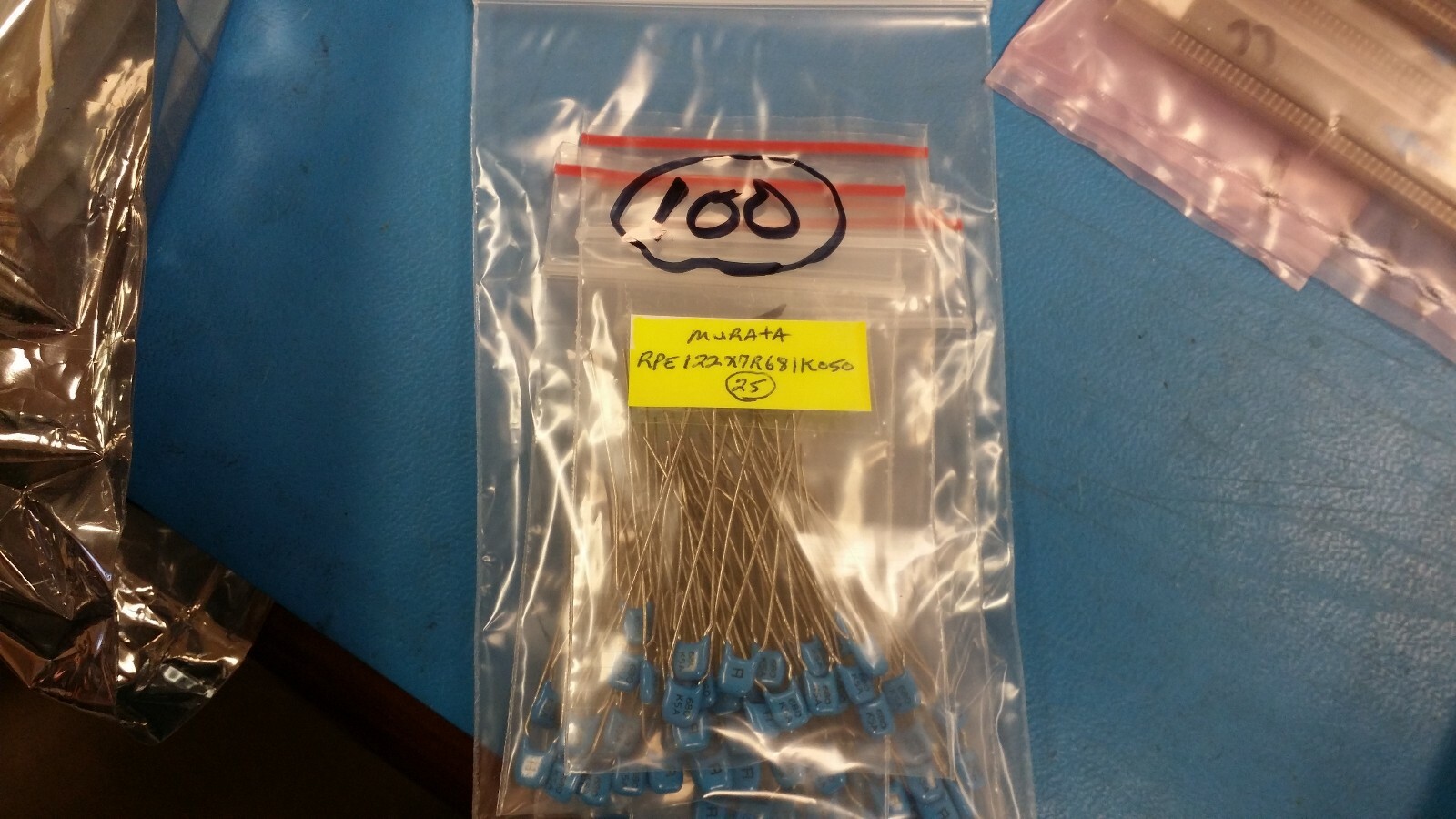 (50PC) RPE122X7R681K050 MURATA MONOLITHIC CER CAPACITOR X7R 680pF 10% 50V RADIAL