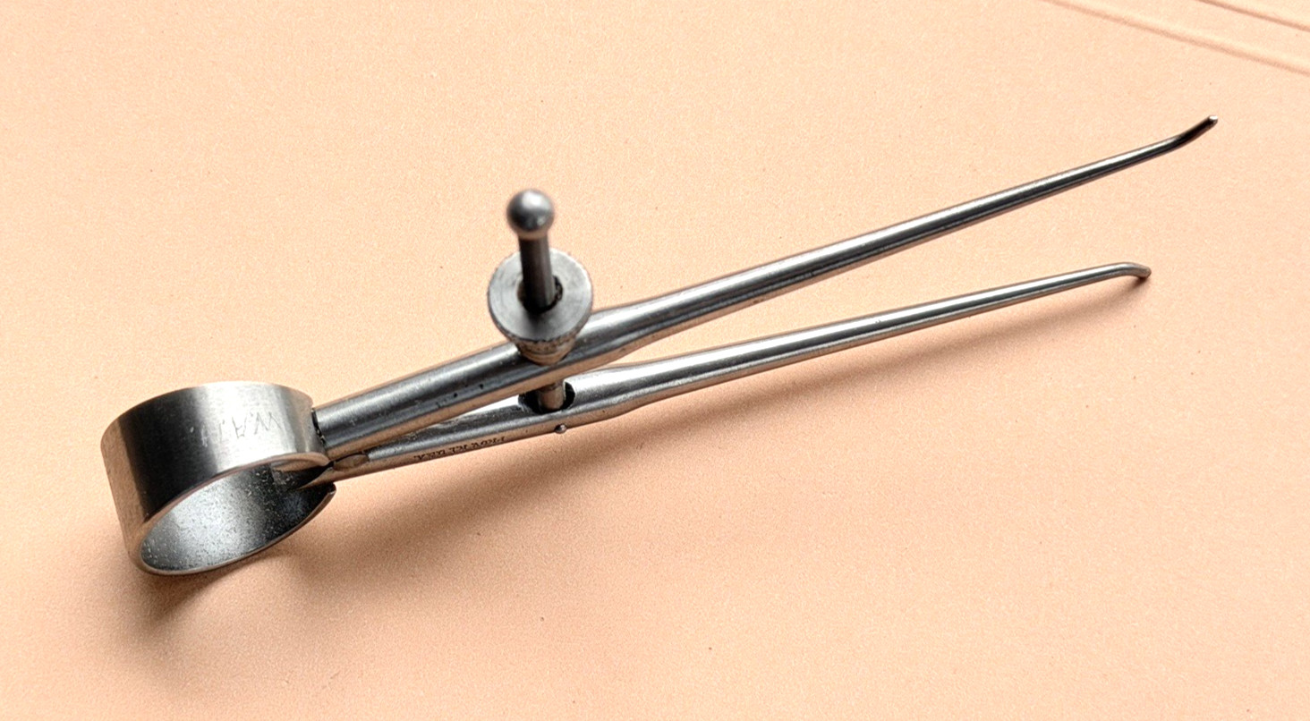 Brown & Sharpe Mfg. Co. No.802 Inside Calipers w/Round Legs; 4” Size & Capacity.