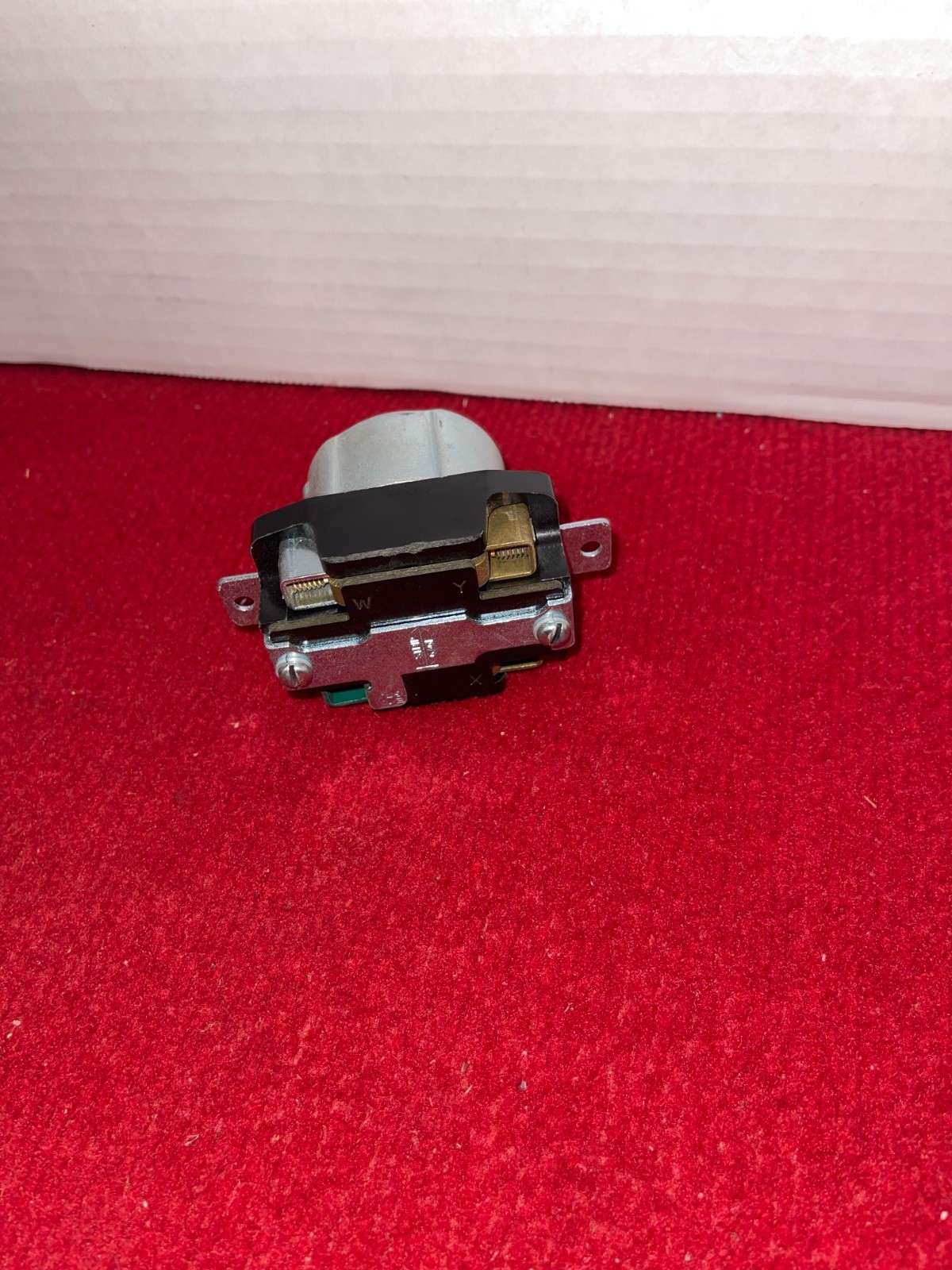 Hubbell CS8369 50A / 125/250V 3Ø Twist-Lock Receptacle