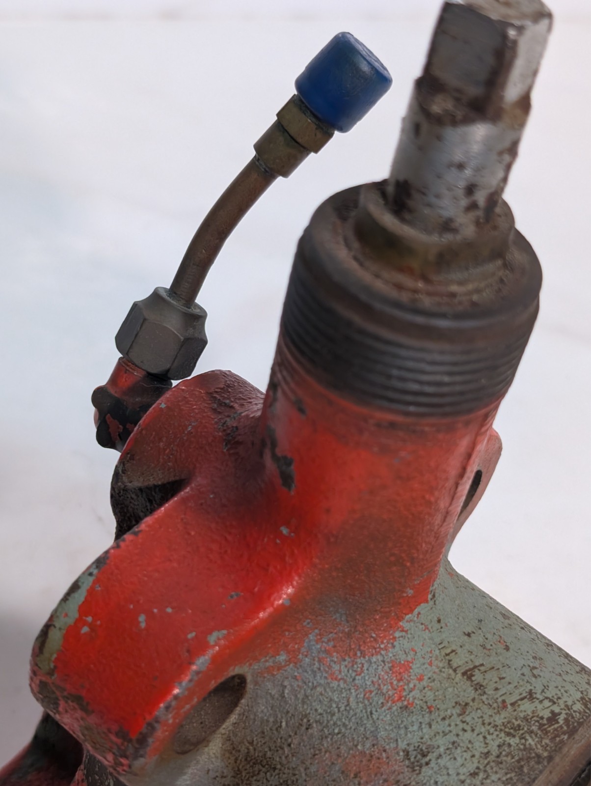 MB Co. A-6201 control valve, working pressure 500 PSIG, 4-bolt base, as shown