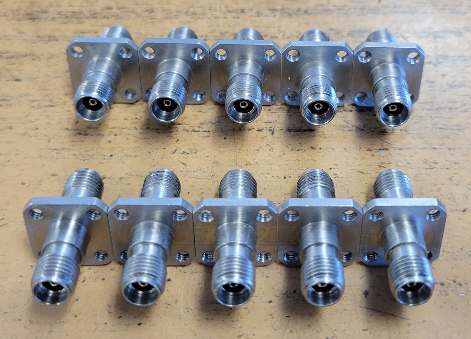 Lot 10 SRI Microwave 3.5mm 4-Hole Panel Mount RF Coaxial Adapter 26.5GHz F-F