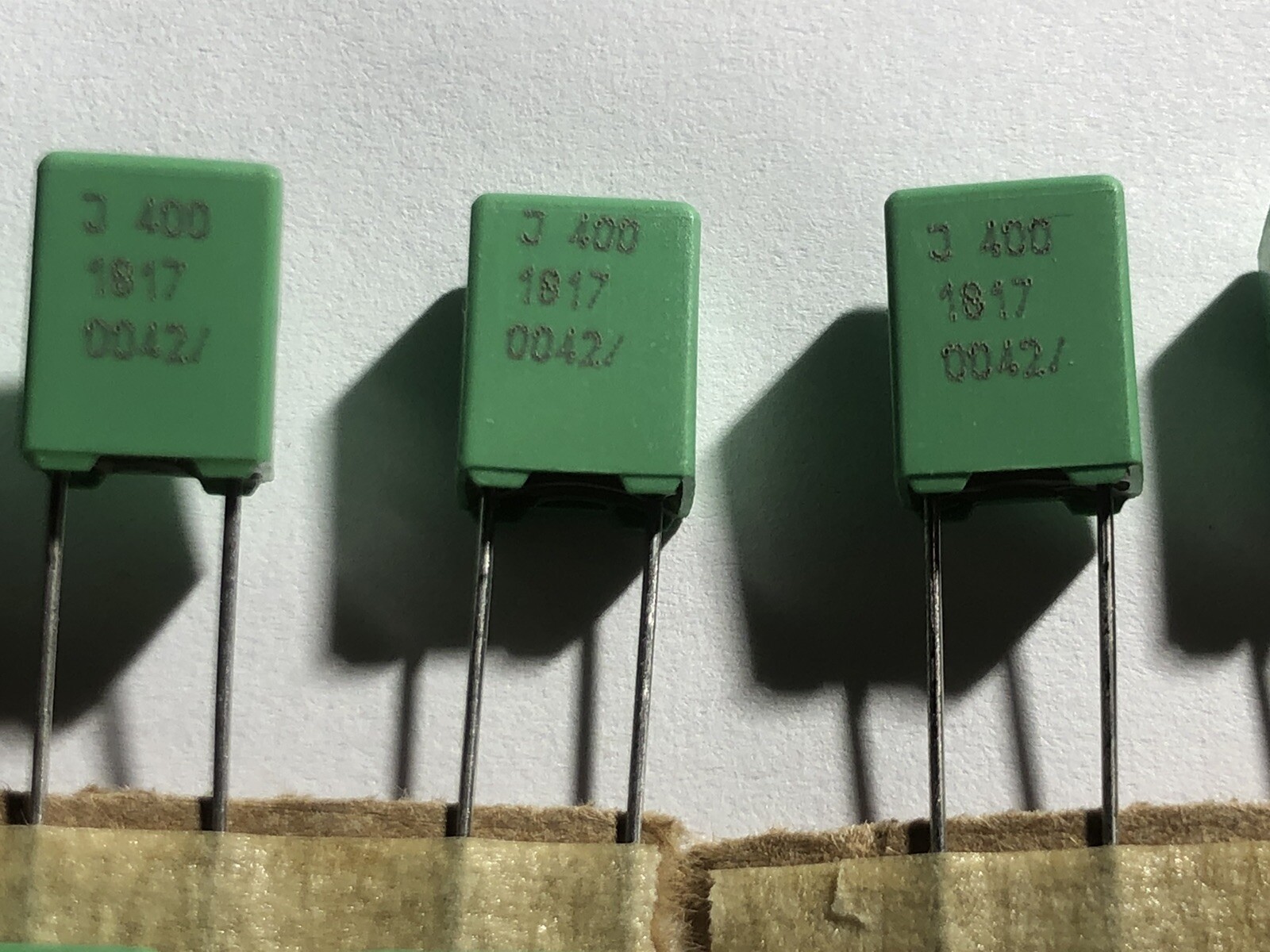 (25) Vishay 0.015uF 400V 5% J 400 Metallized Poly Film Capacitors .015 15nF