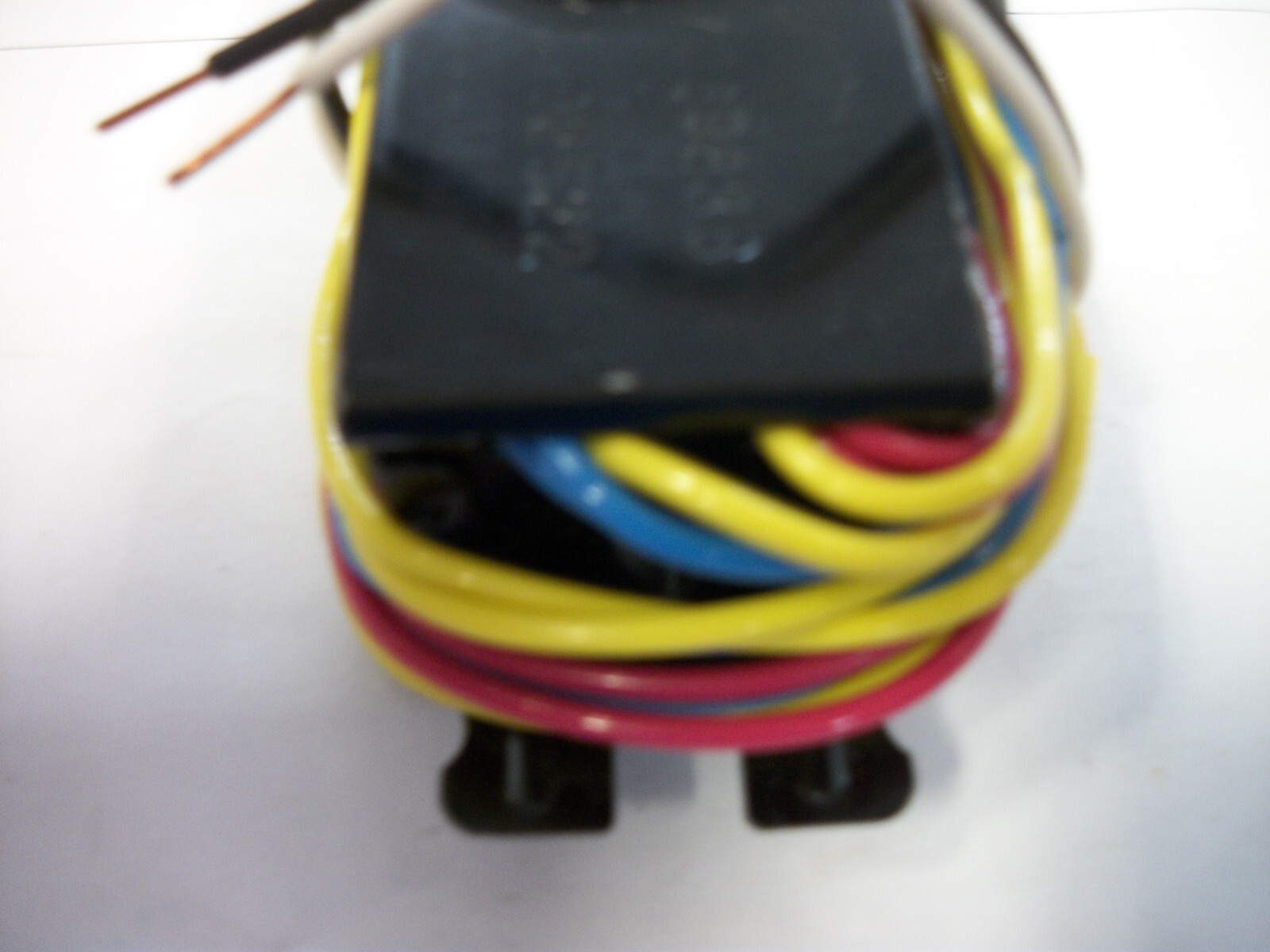 PHILIPS ADVANCE ICN-4P16-TLED-N LED T8 Driver 120 to 277 VAC, 9-1/2 in