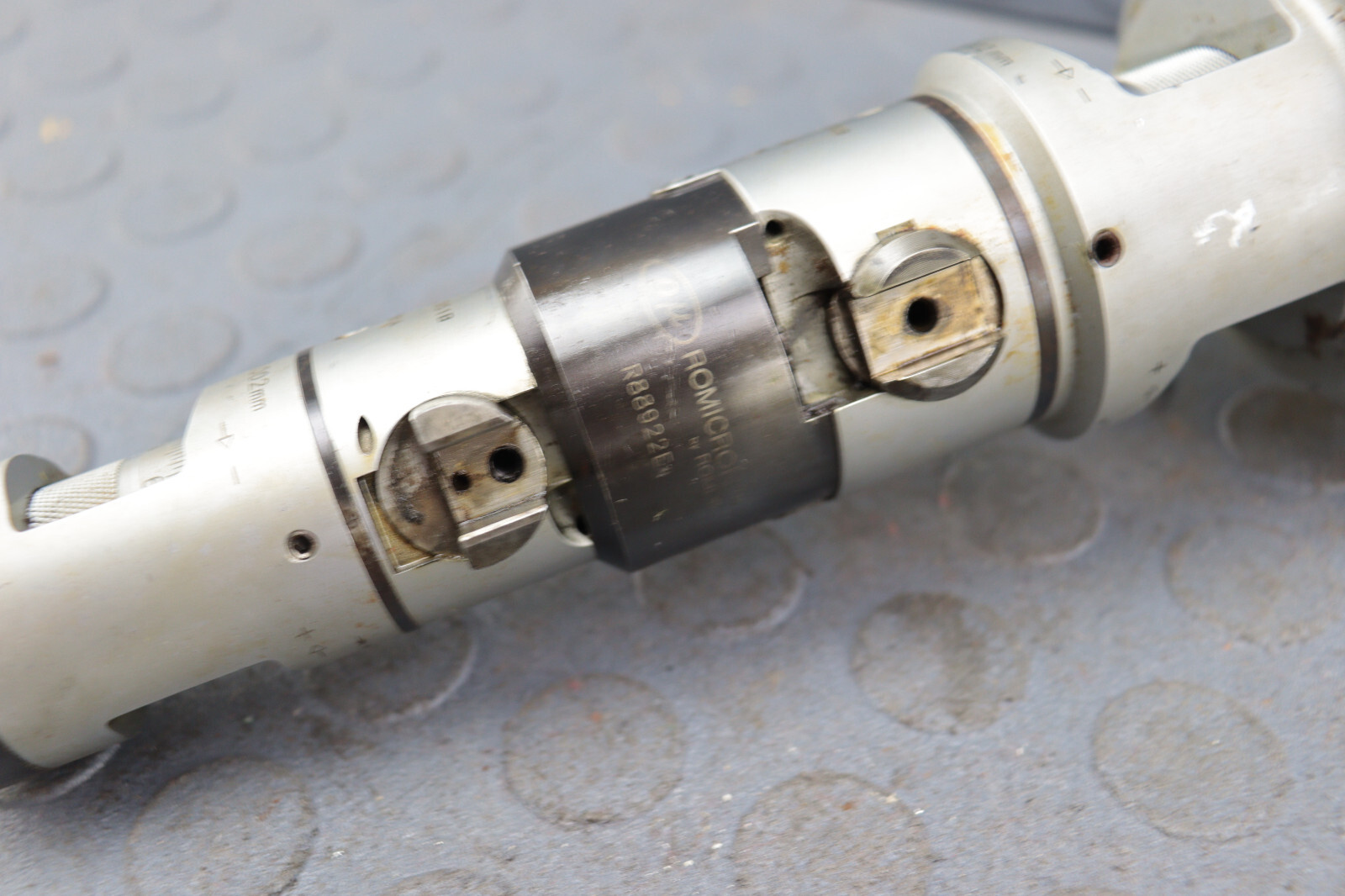 KENNAMETAL CAT50 ROMICRON FINE BORING HEAD, DOUBLE HEADED LOC1688