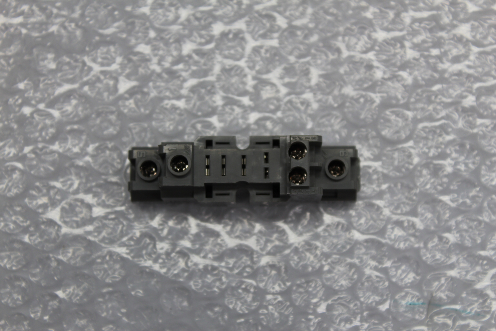 IDEC SH1B-05C RELAY BASE LOT OF 5 NSNP