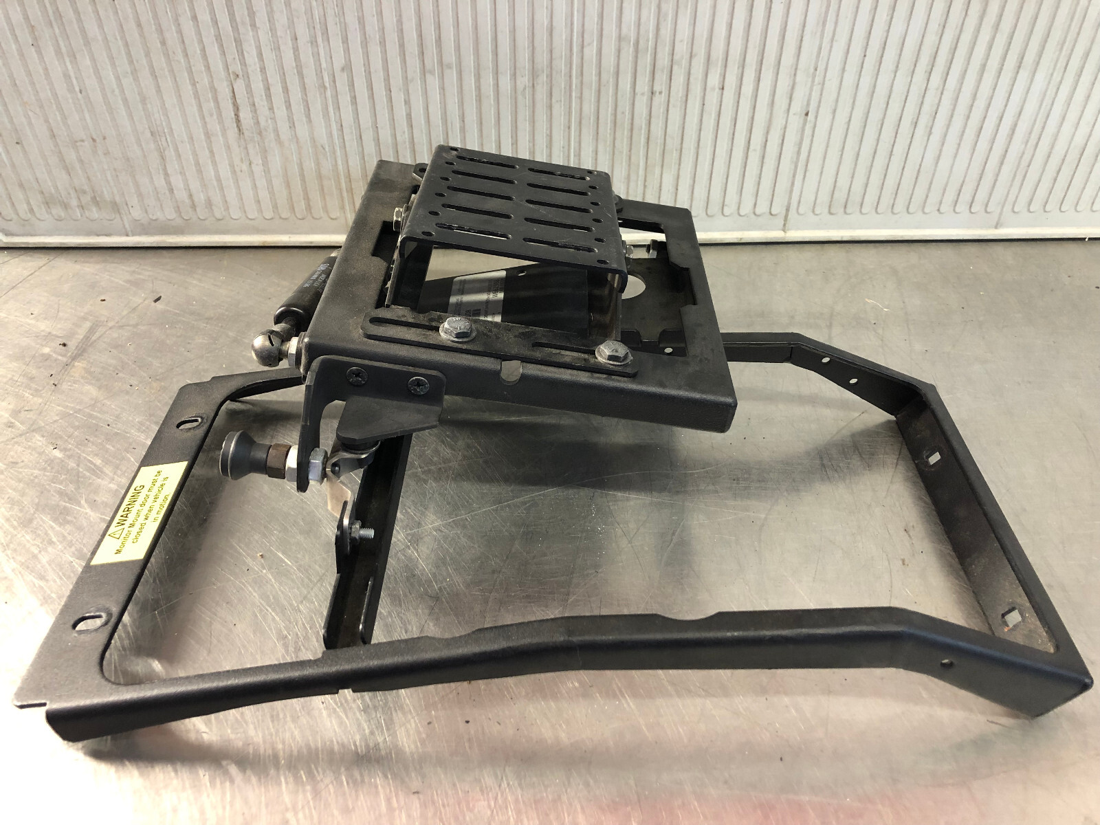 2013-2019 Ford Explorer interceptor – HAVIS Monitor/Tablet Dash Mount – CM006108