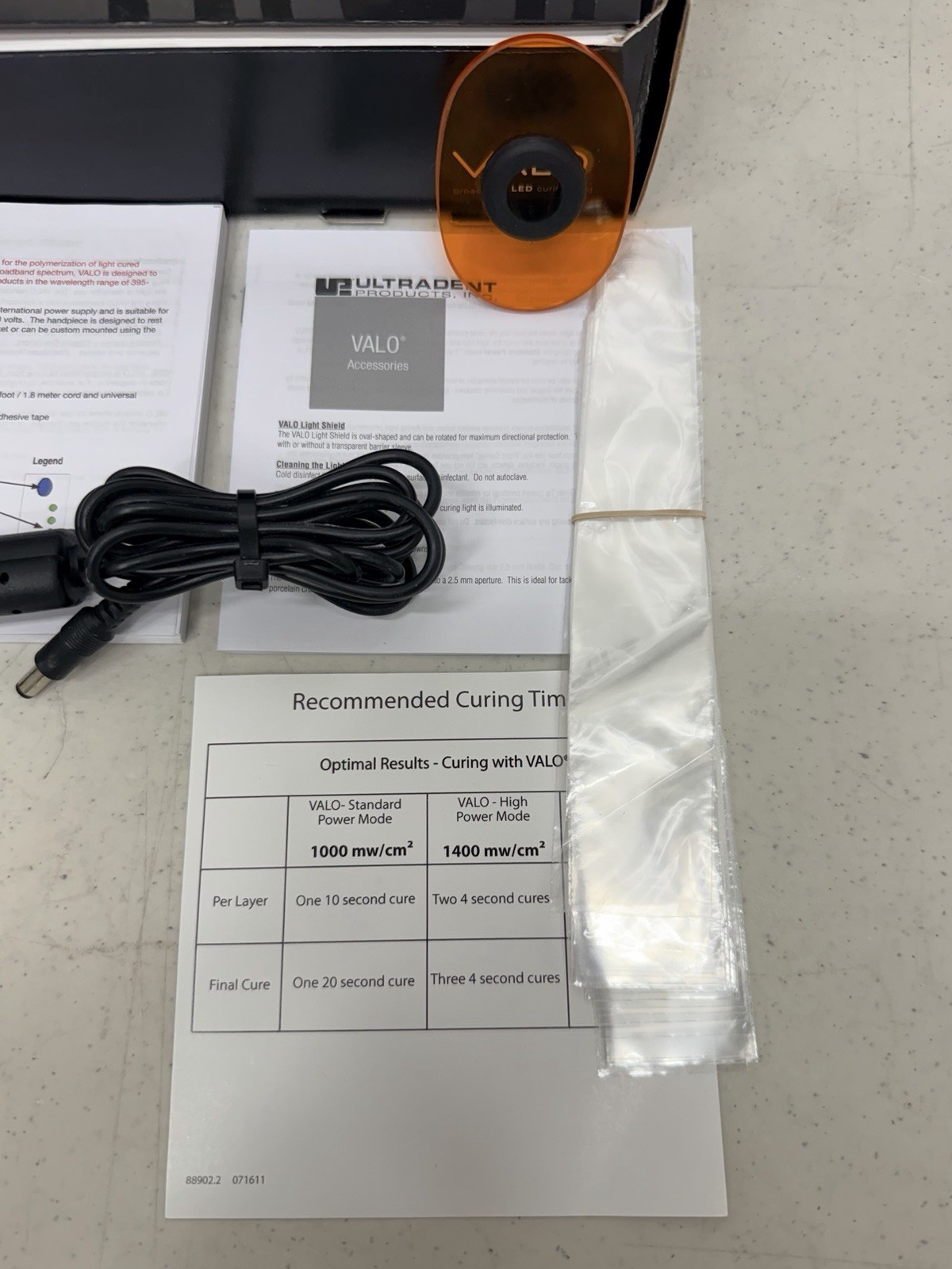 Ultradent VALO Broadband LED Dental Corded Curing Light