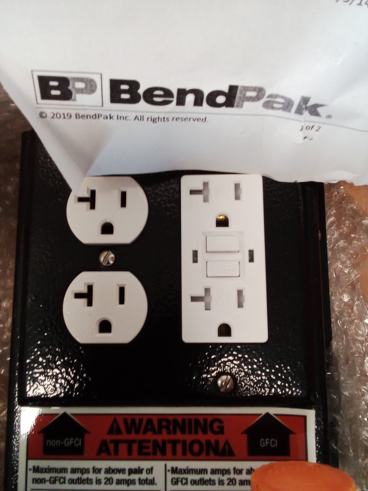BendPak Air Regulator WSA-100 Utility Station