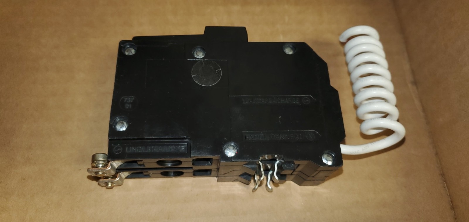 NEW SQUARE D CAT# QOB230GFI 30A, 2P CIRCUIT BREAKER (QTY-1)