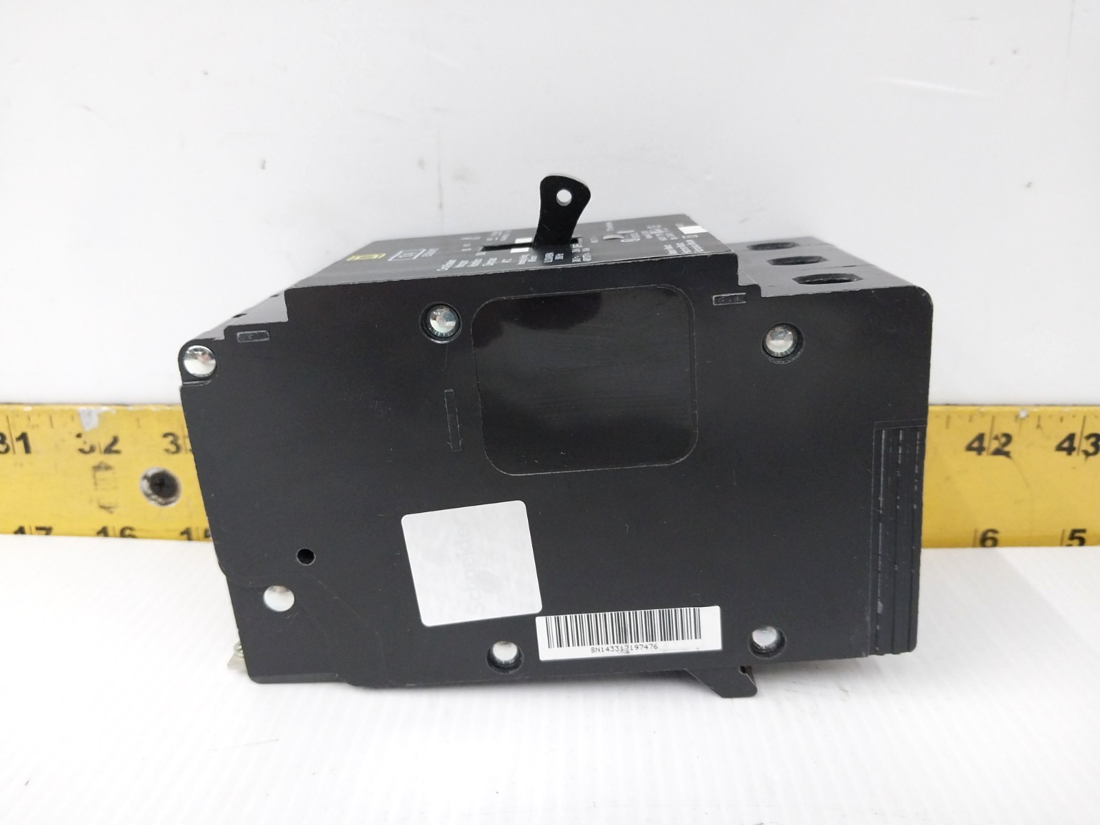 Square D 15 Amp Bolt-On Circuit Breaker 480Y/277 VAC 3 Pole EDB34015