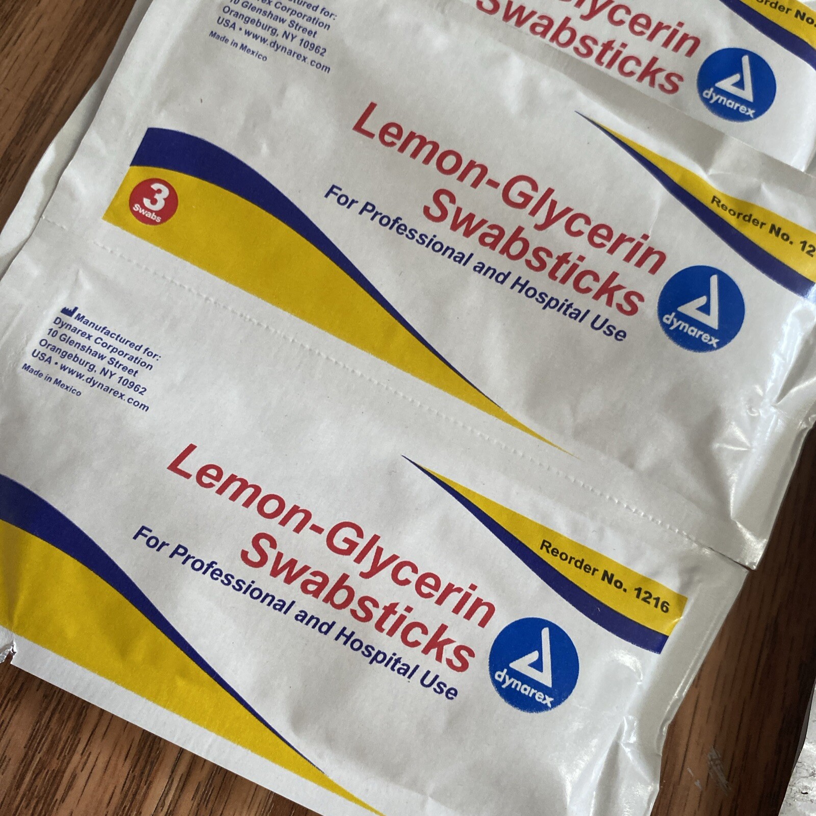 Lemon-Glycerin Swabsticks 16 packets Exp:01/2026