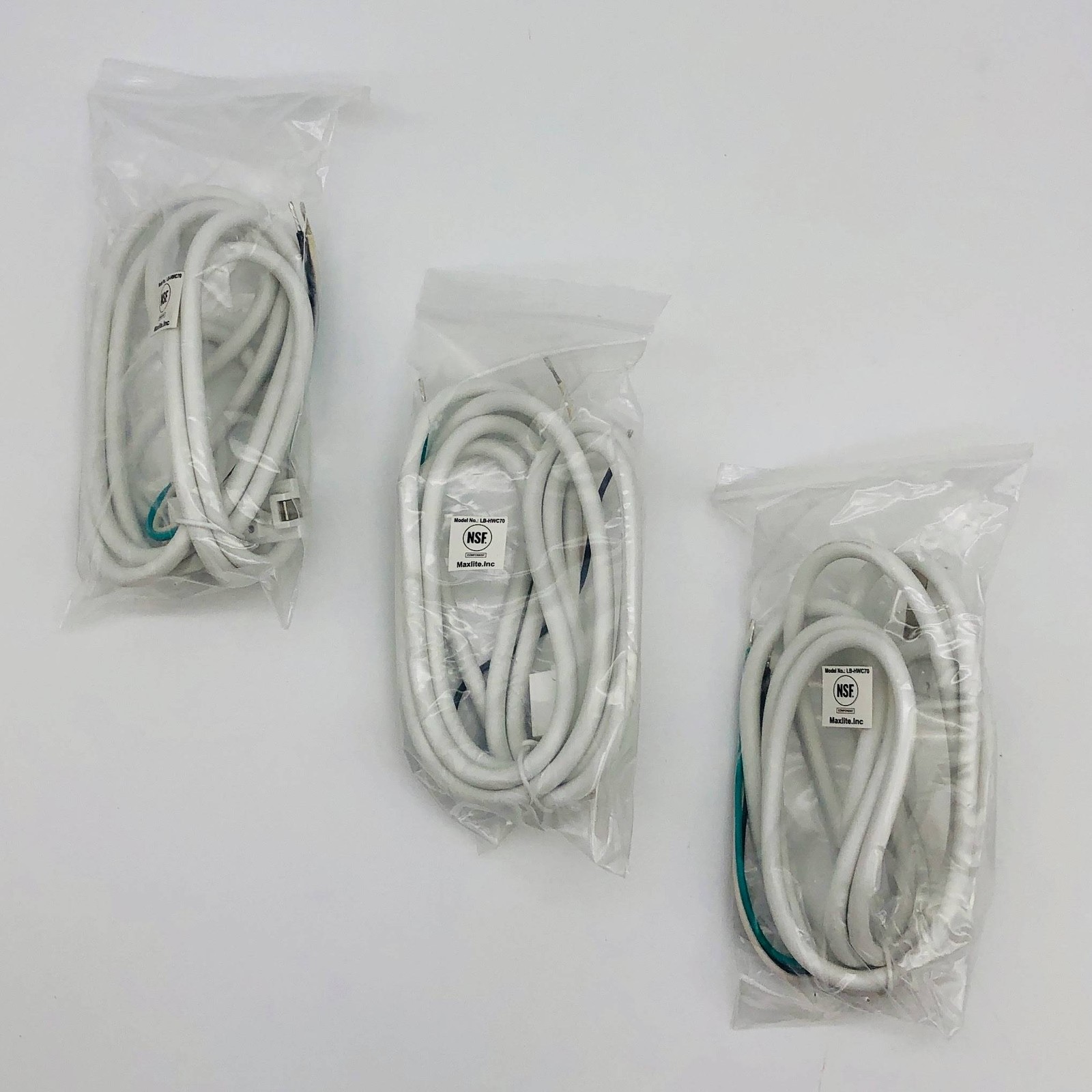 Maxlite 14098900 Hardwire Cord 70inch For Under Cabinet Light Bars LB-HWC70 3pk