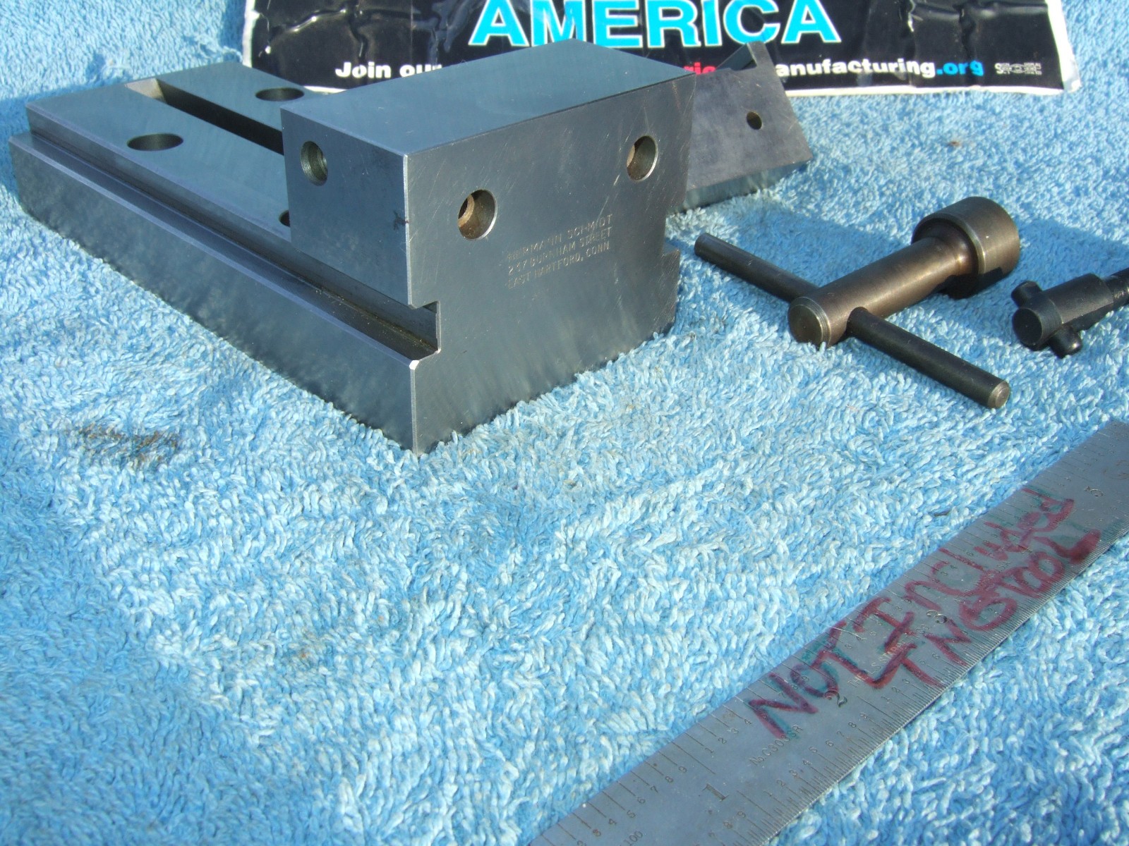 HERMANN SCHMIDT USED V0-4 GRIND VISE W/WRENCH TOOLMAKER MACHINIST INSPECTION #K