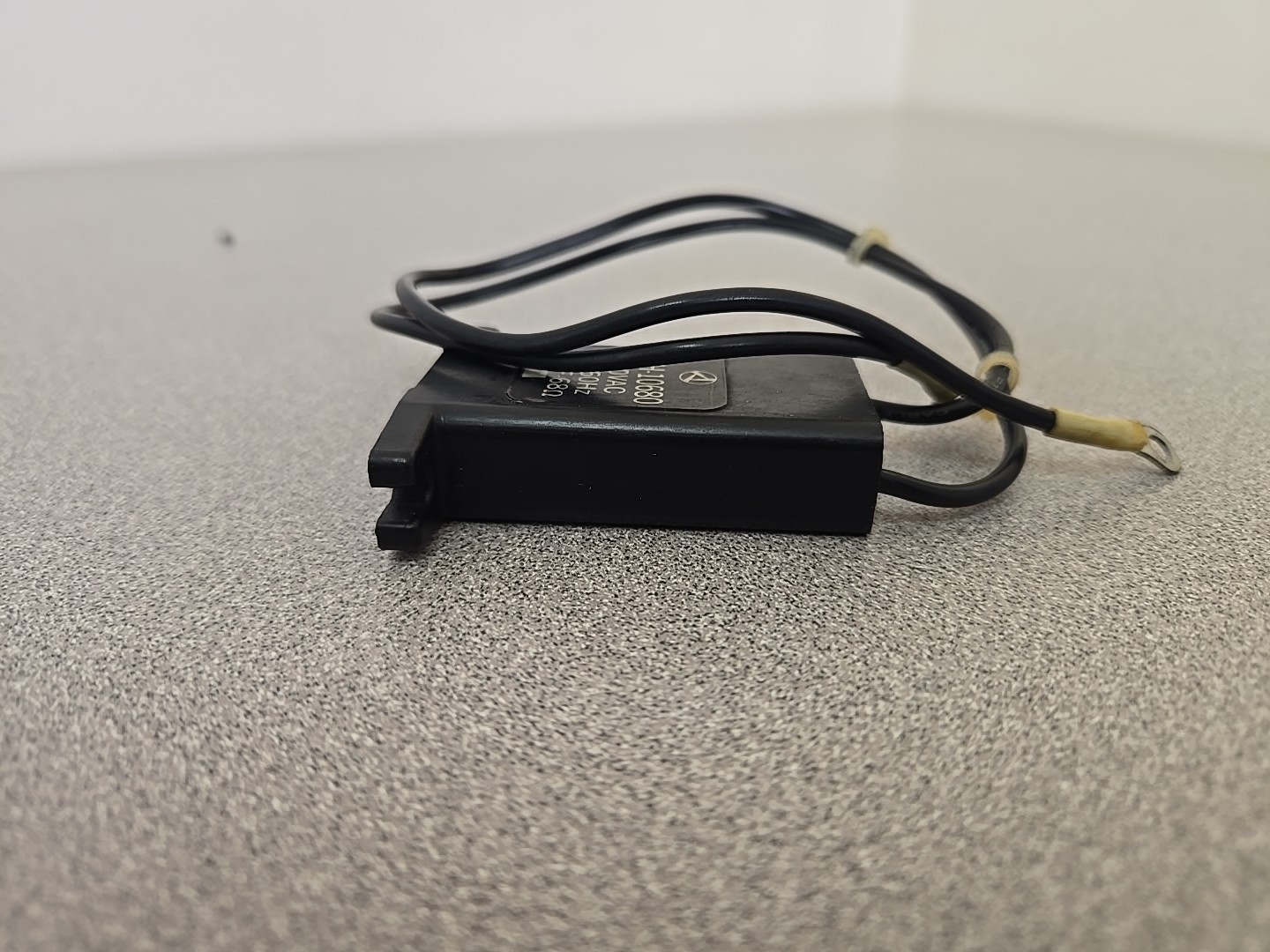 Okaya CRH-10680 Spark Quencher 500V AC 50/60Hz