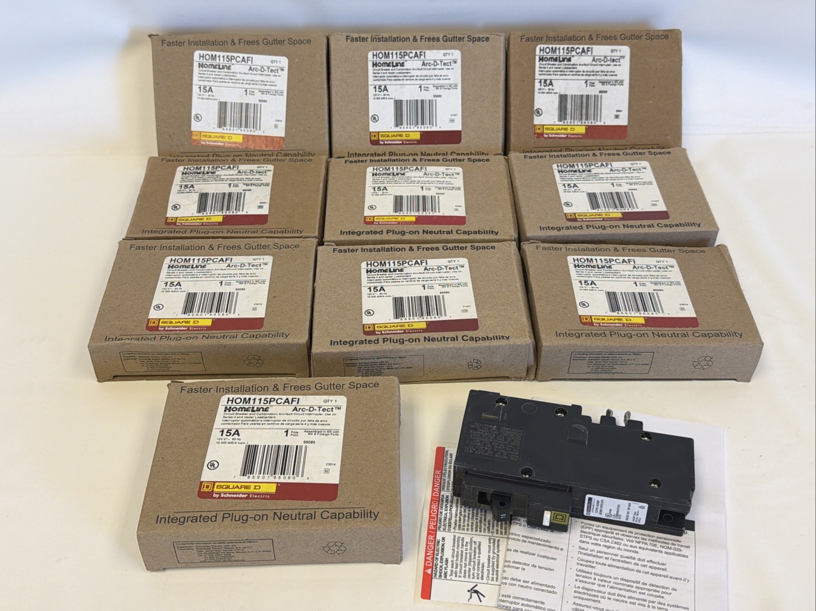 (10) Square D HOM115PCAFI Circuit Breaker 15A *10 PCS* *US SELLER* *NEW IN BOX*