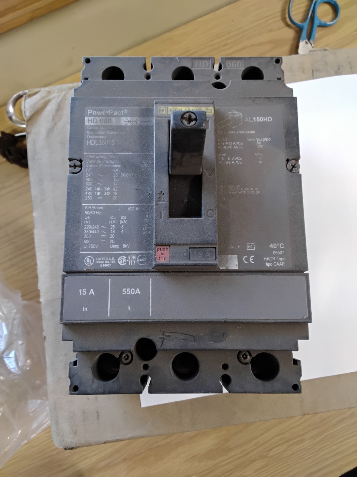 Square D HDL36015 PowerPact H 15 A 3-Pole 600 V Molded-Case Circuit Breaker