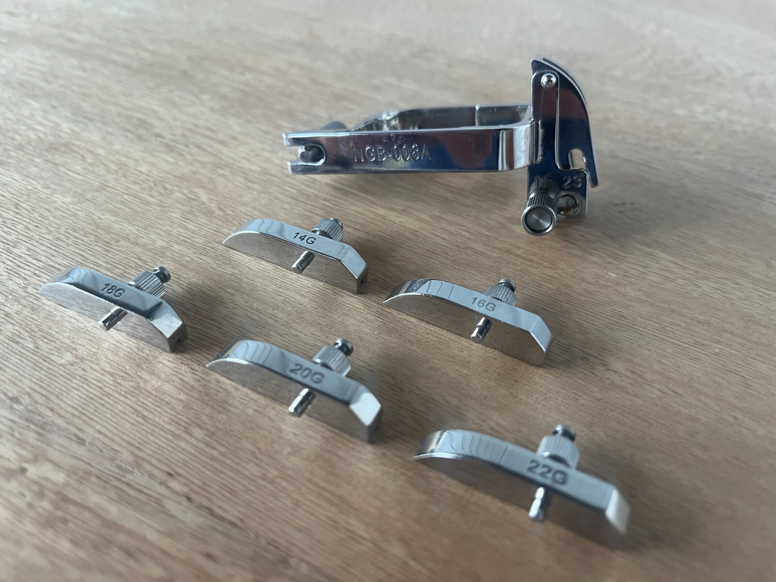 Mindray NGB-008 Needle-Guided Brackets / SS