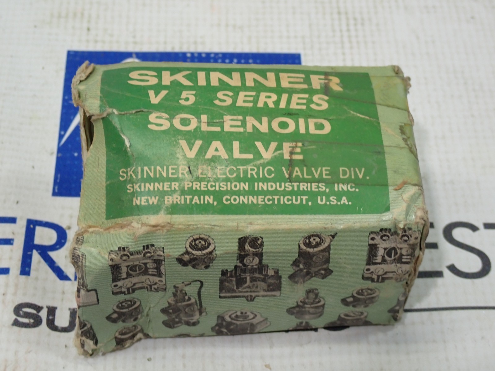 Skinner V52DB1022 V5 Solenoid Valve 110/120V PSI 1/4 10 Watts