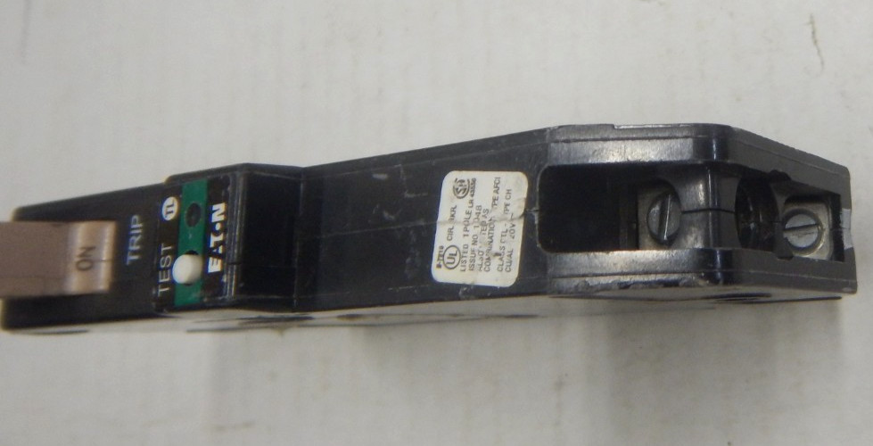 (2) Eaton CHFP120AF Arc Fault Circuit Breaker Plug On Neutral 20 amp USED