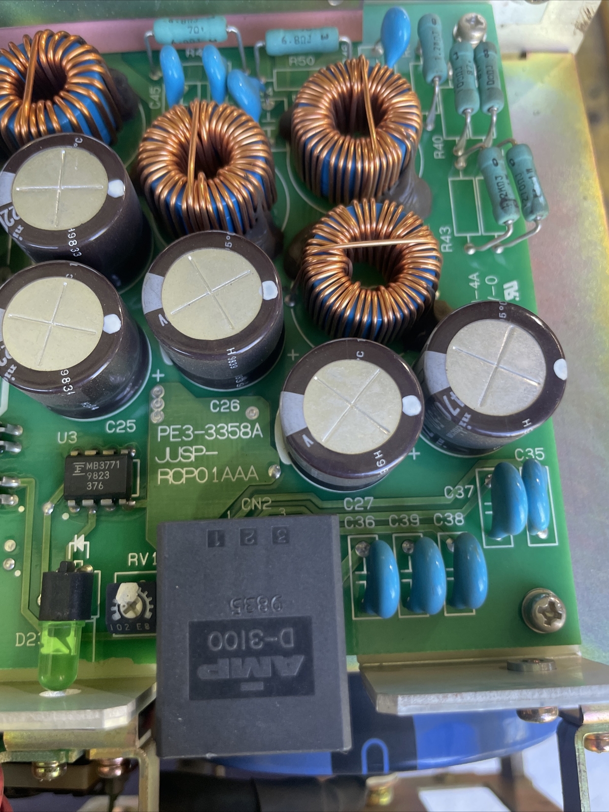YASKAWA JUSP-ACP25JAA With JUSP-RCP01AAB or JUSP-RCP01AAD Servo Drive Controller