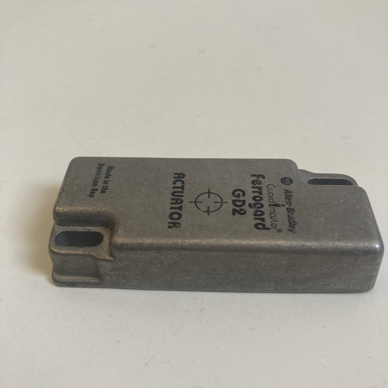 ALLEN BRADLEY GUARD MASTER FERROGARD GD2 ACTUATOR made in Dominican Republic